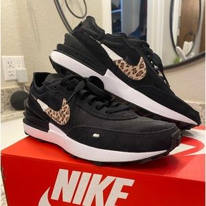 Women’s Nike Waffle One SE size 7.5  **NO BOX**